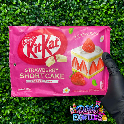 KitKat Strawberry Shortcake (JAPAN)